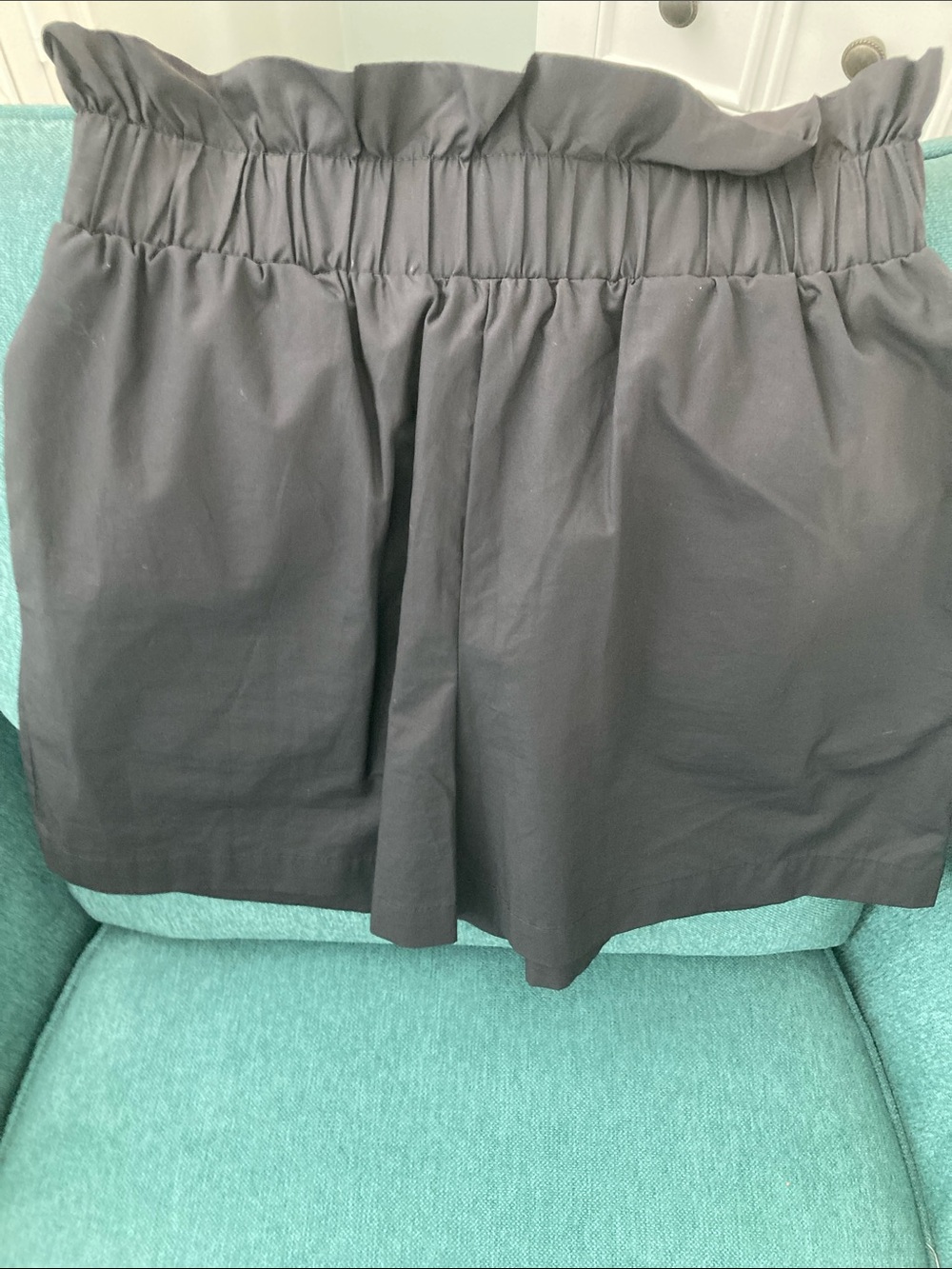 Compania Fantastica Black Ruffle Waist Shorts. Size XS
